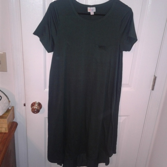 LuLaRoe Dresses & Skirts - Green Small Lularoe Carly dress